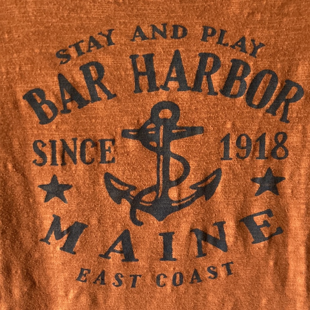 Burnout T-shirt with anchor Bar Harbor Maine Stay snd Play 100% Cotton size S/M